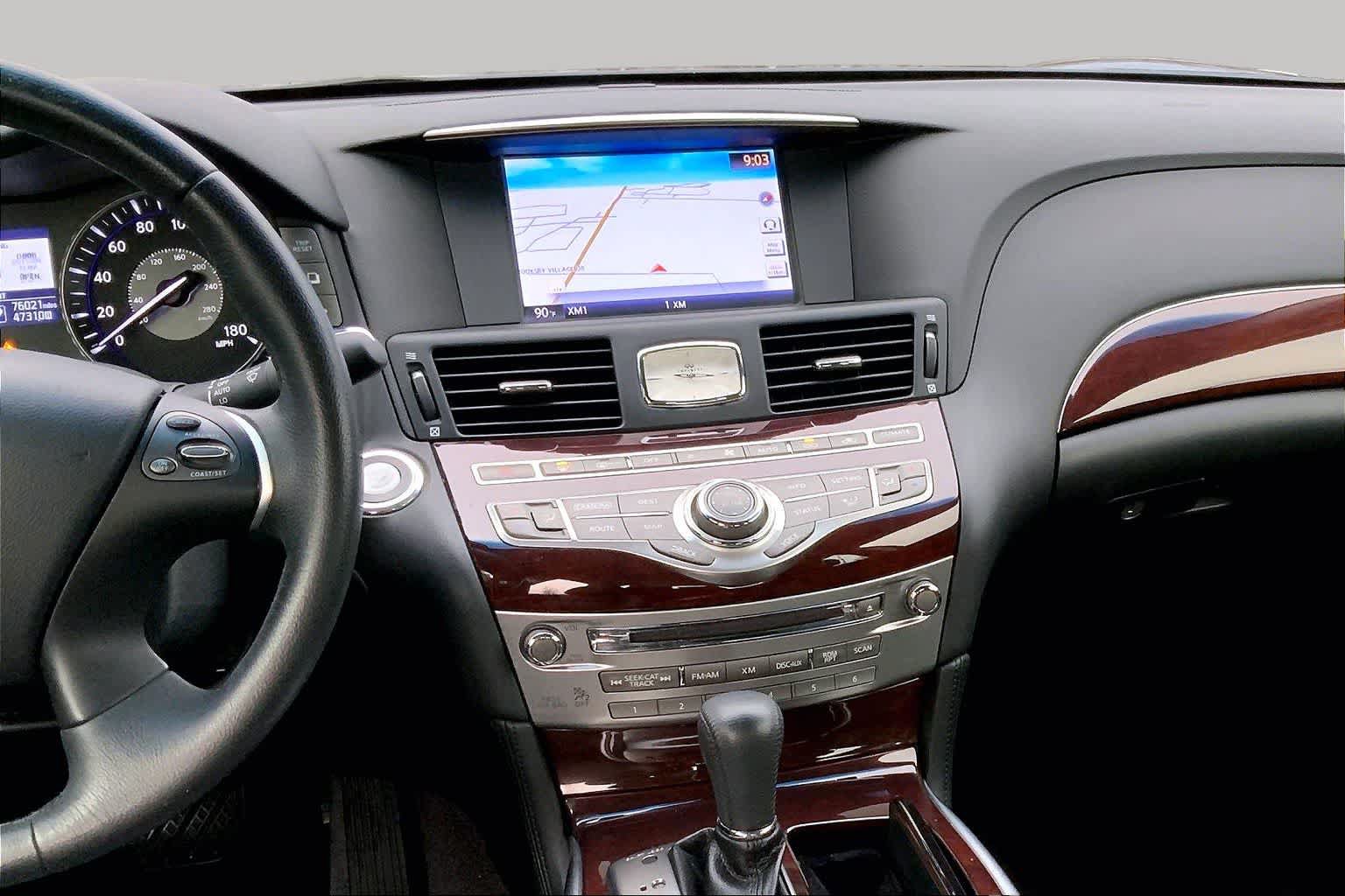 Used 2016 INFINITI Q70 3.7 AWD/4WD image 7