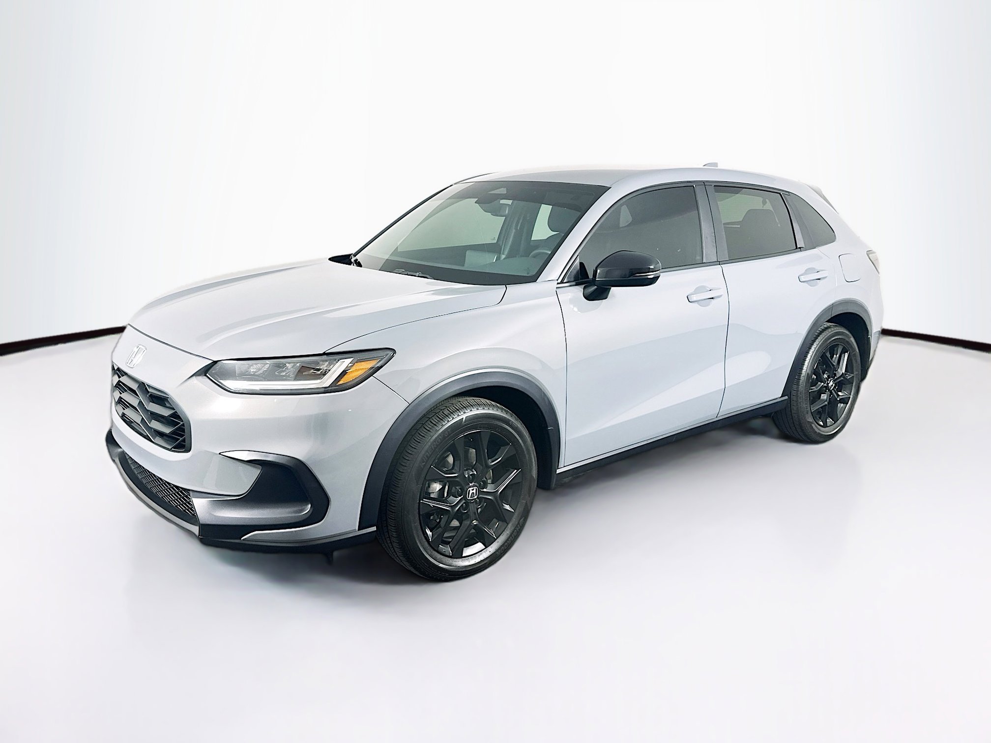 Used 2025 Honda HR-V Sport image 3