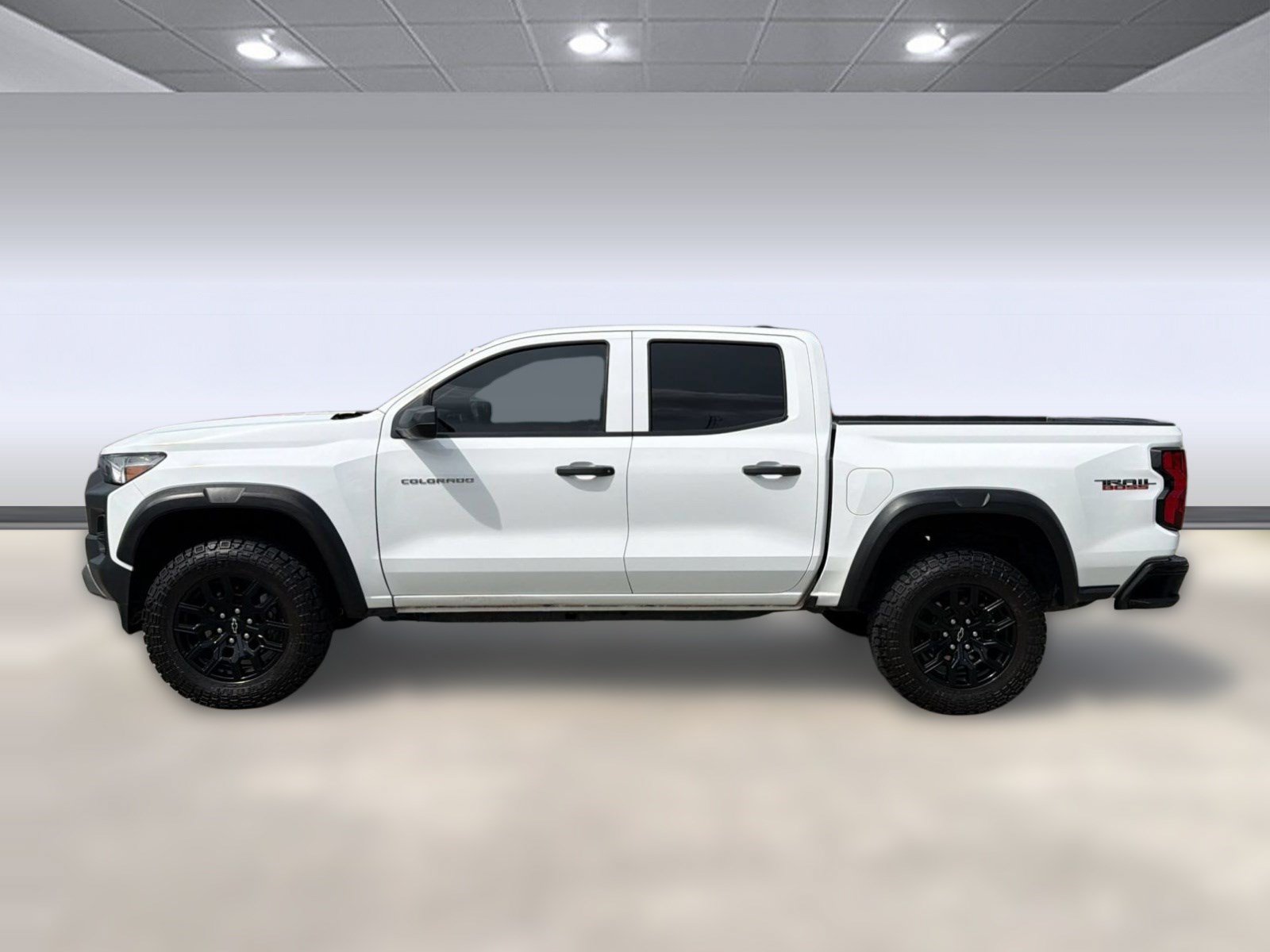 Certified 2024 Chevrolet Colorado Trail Boss w/ Advanced Trailering Package AWD/4WD image 2