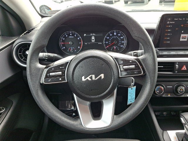 Certified 2023 Kia Forte LXS w/ LXS Technology Package FWD image 18