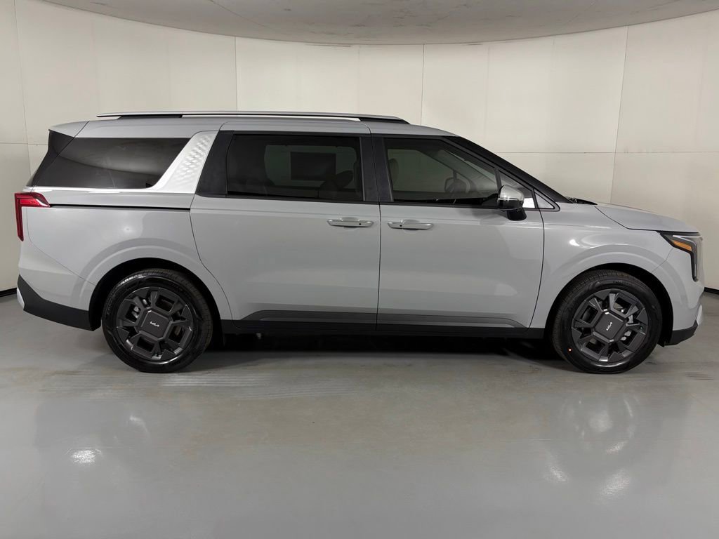 New 2026 Kia Carnival EX image 9