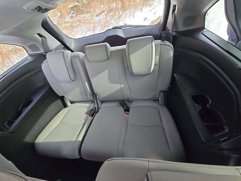 Used 2023 Honda Odyssey Elite image 6
