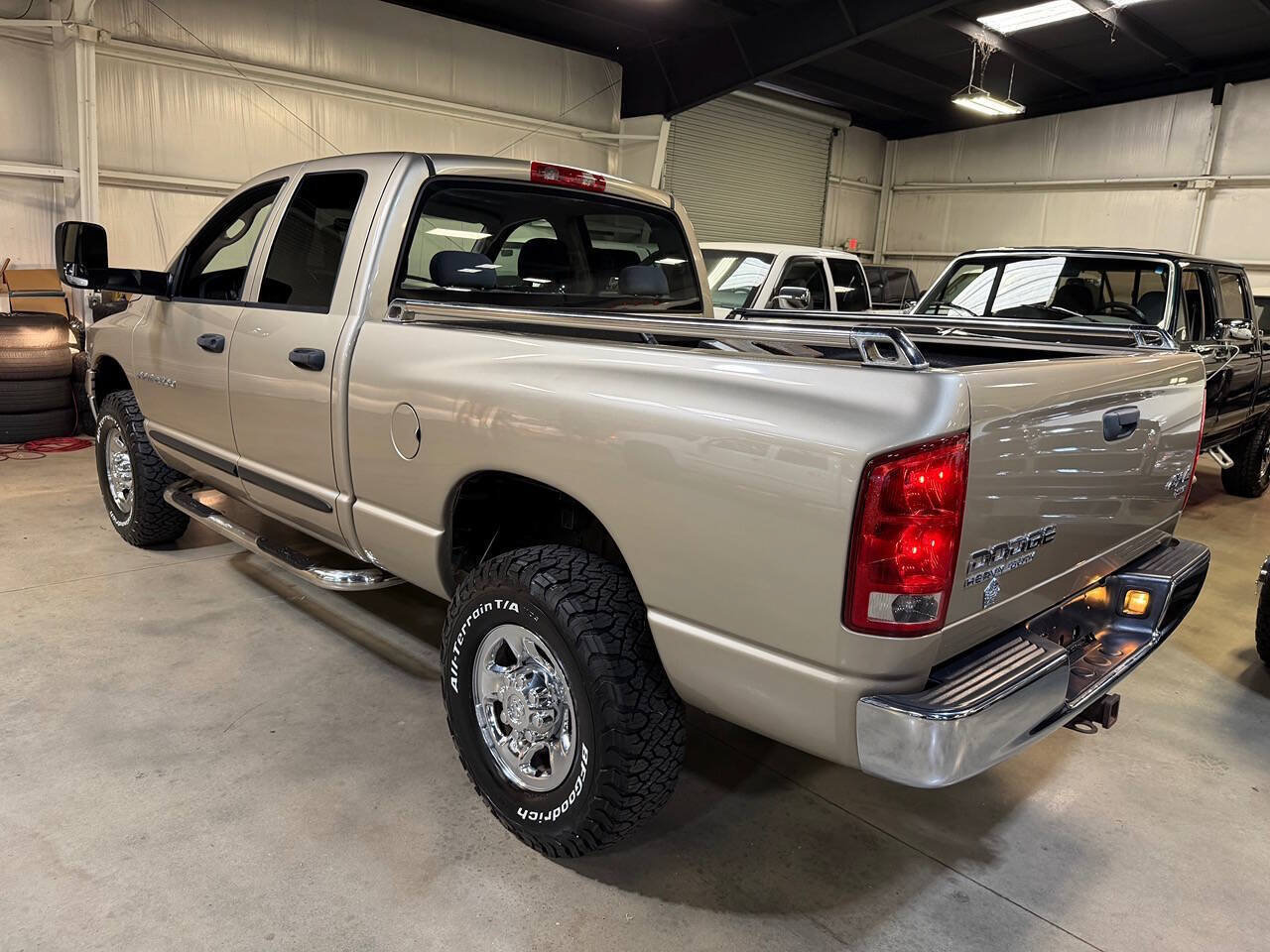 Used 2004 Dodge Ram 2500 Truck SLT w/ Trailer Tow Group AWD/4WD image 3