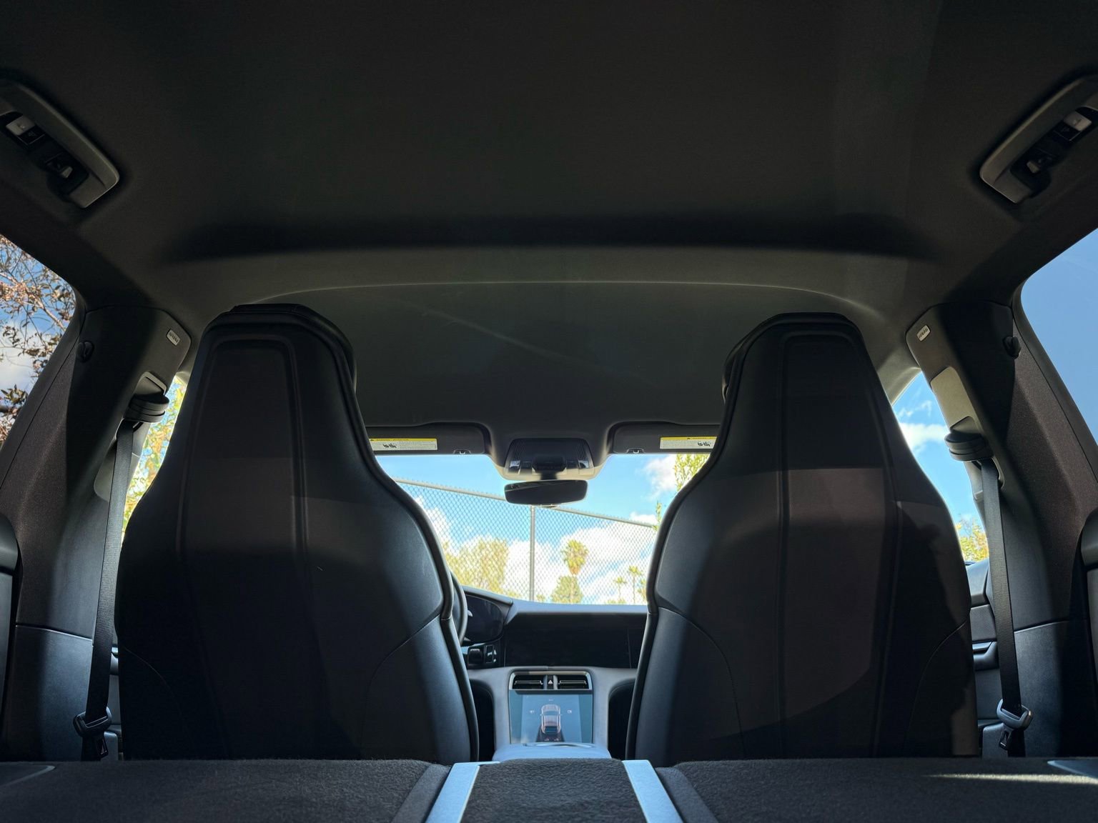 Certified 2025 Porsche Taycan image 37