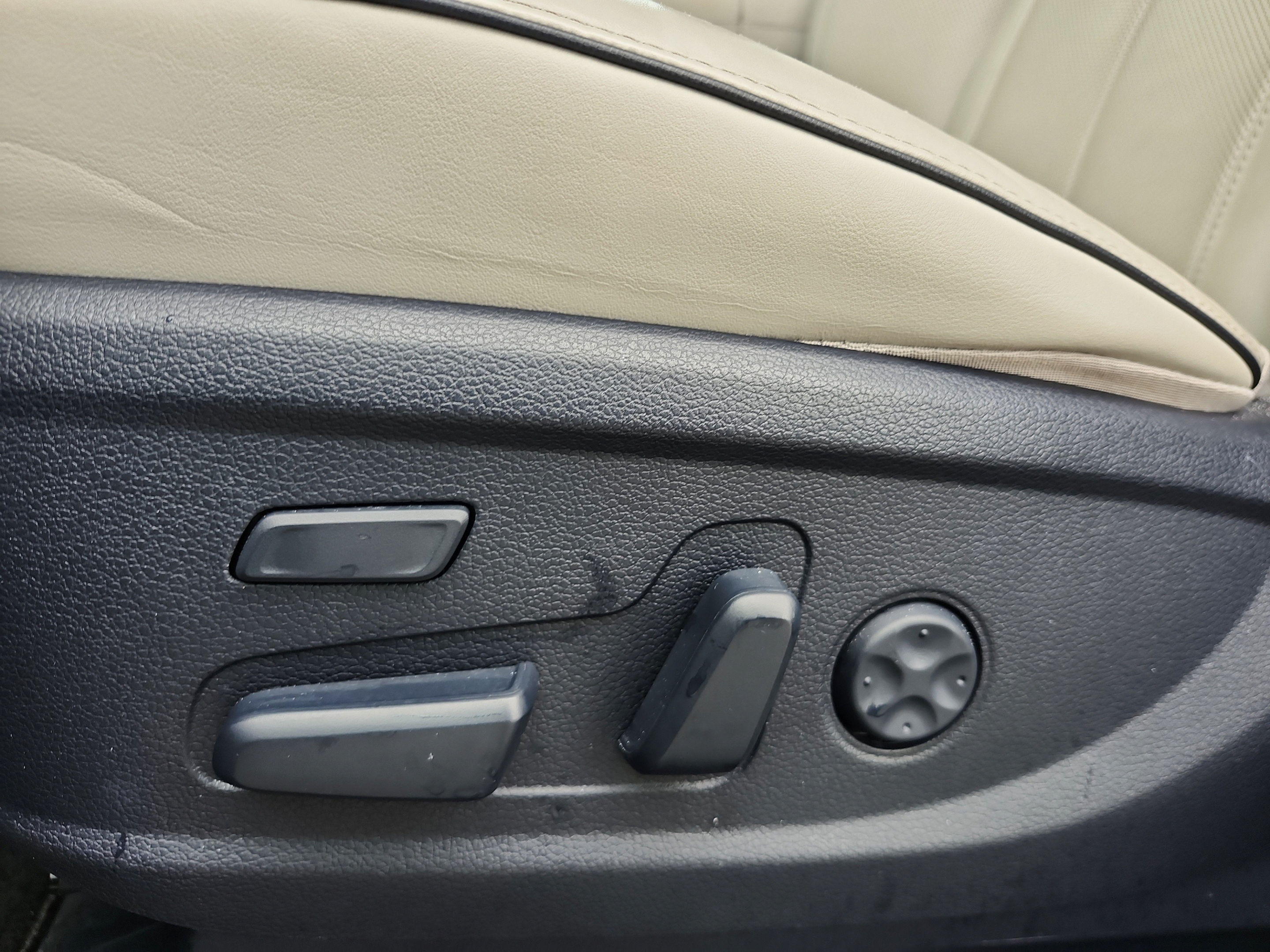 Certified 2022 Hyundai Palisade Calligraphy FWD image 16