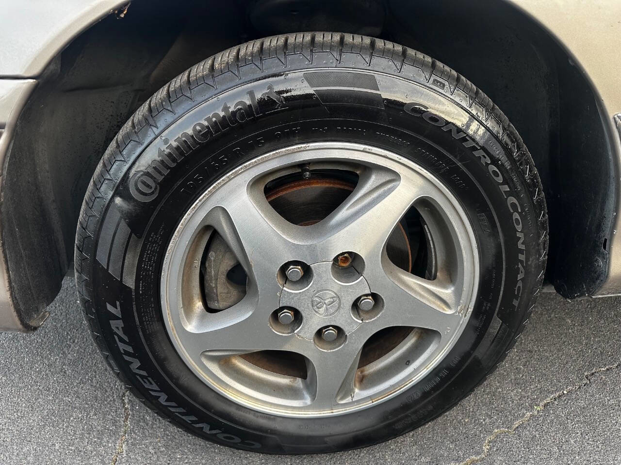 Used 1998 Toyota Avalon XLS image 31