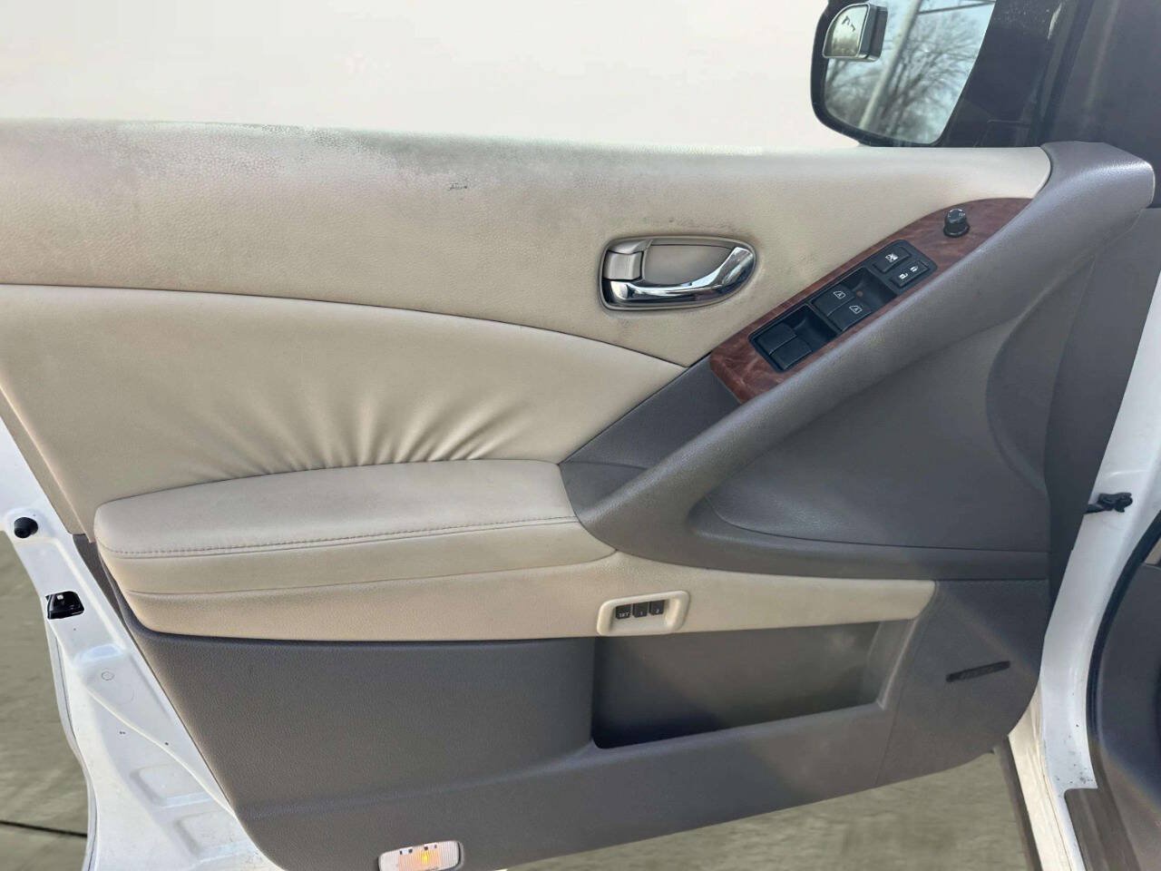 Used 2010 Nissan Murano LE AWD/4WD image 15