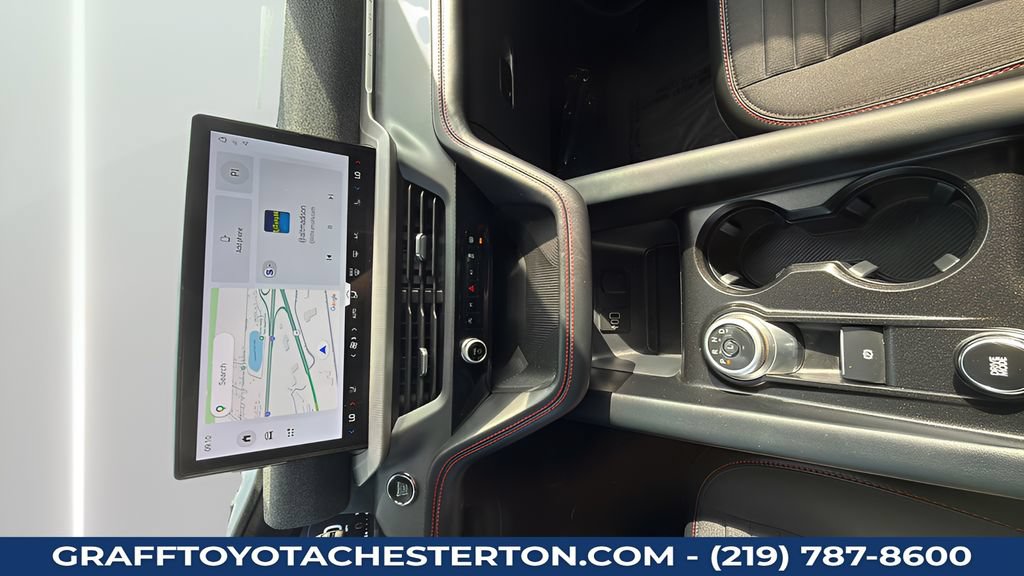 Used 2026 Ford Explorer ST-Line w/ ST-Line Street Pack AWD/4WD image 19