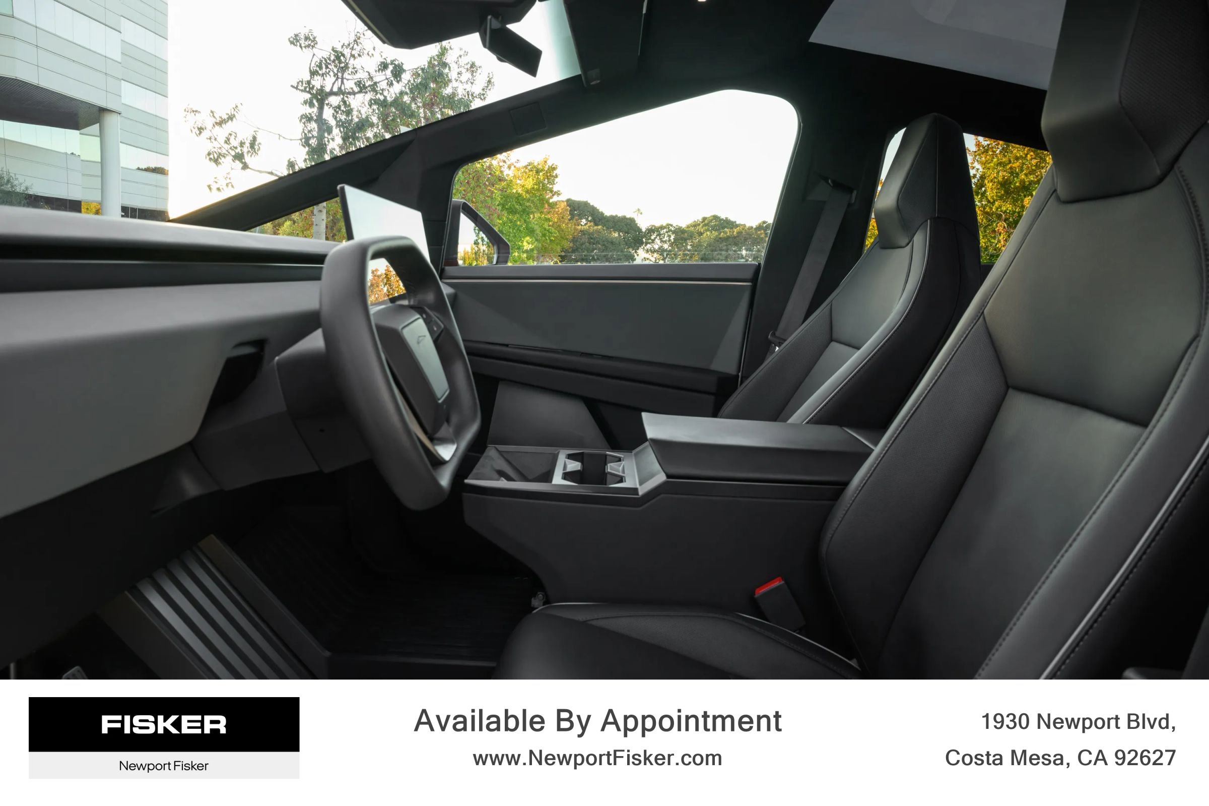 Used 2024 Tesla Cybertruck AWD Crew Cab image 13