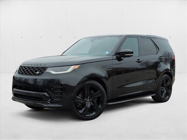 New 2024 Land Rover Discovery Dynamic SE