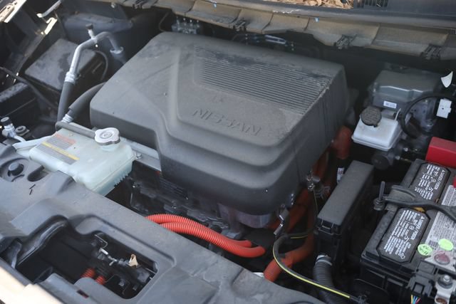 Certified 2025 Nissan Leaf S FWD image 11
