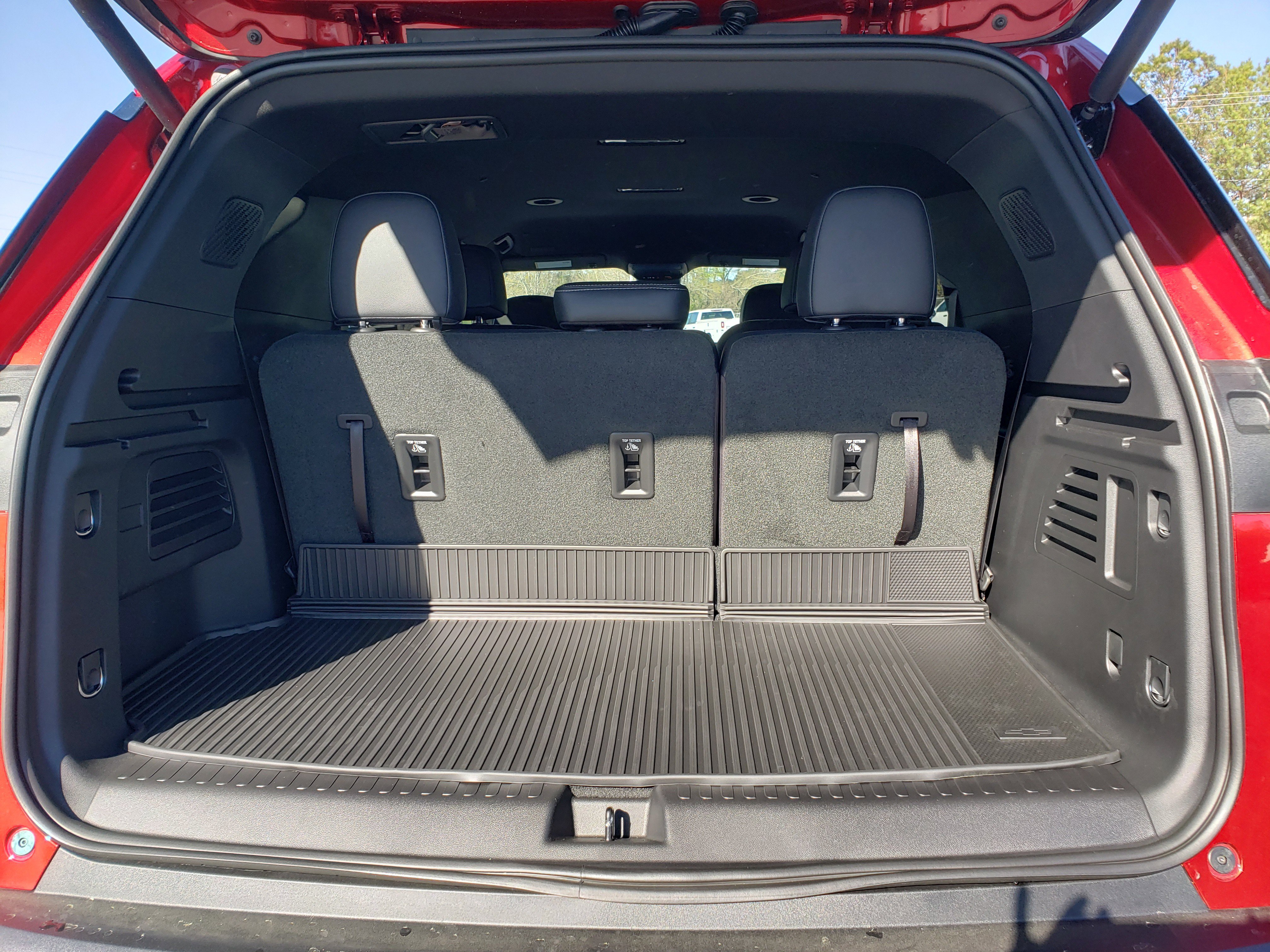 New 2026 Chevrolet Traverse LT w/ Midnight/Sport Edition image 9