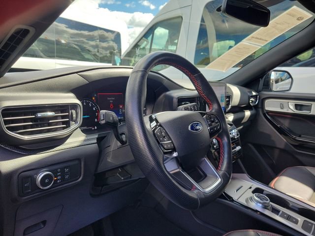 Used 2022 Ford Explorer ST-Line w/ Class IV Trailer Tow Package image 7