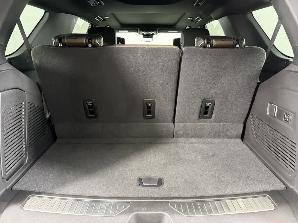 New 2026 GMC Yukon Denali Ultimate AWD/4WD image 26