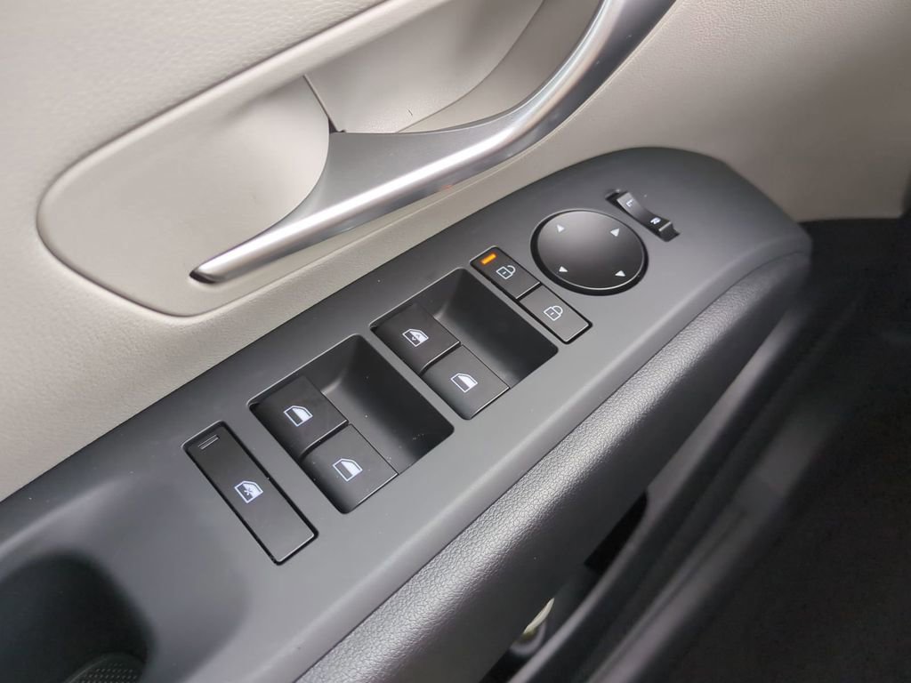 New 2026 Hyundai Tucson SE image 27