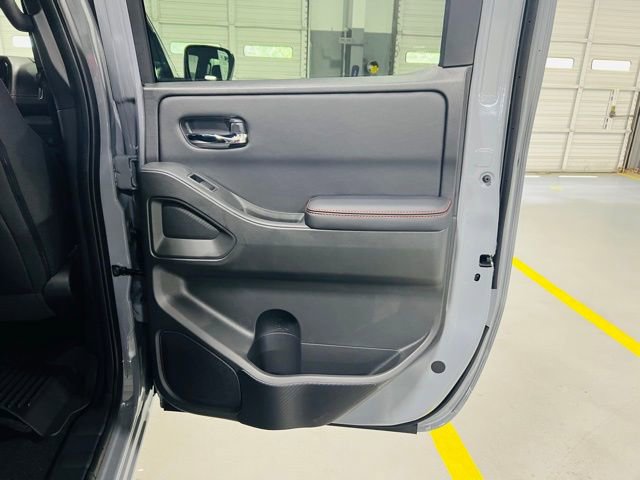 New 2025 Nissan Frontier PRO-4X w/ Interior Protection Package image 28