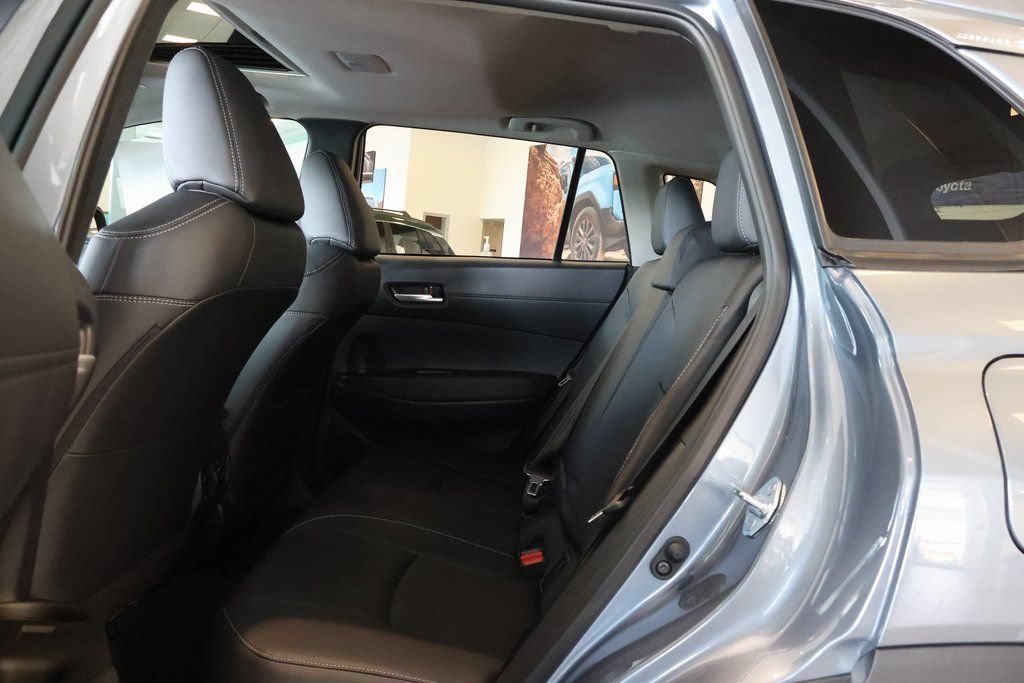 Used 2026 Toyota Corolla Cross XLE w/ Convenience Package AWD/4WD image 9