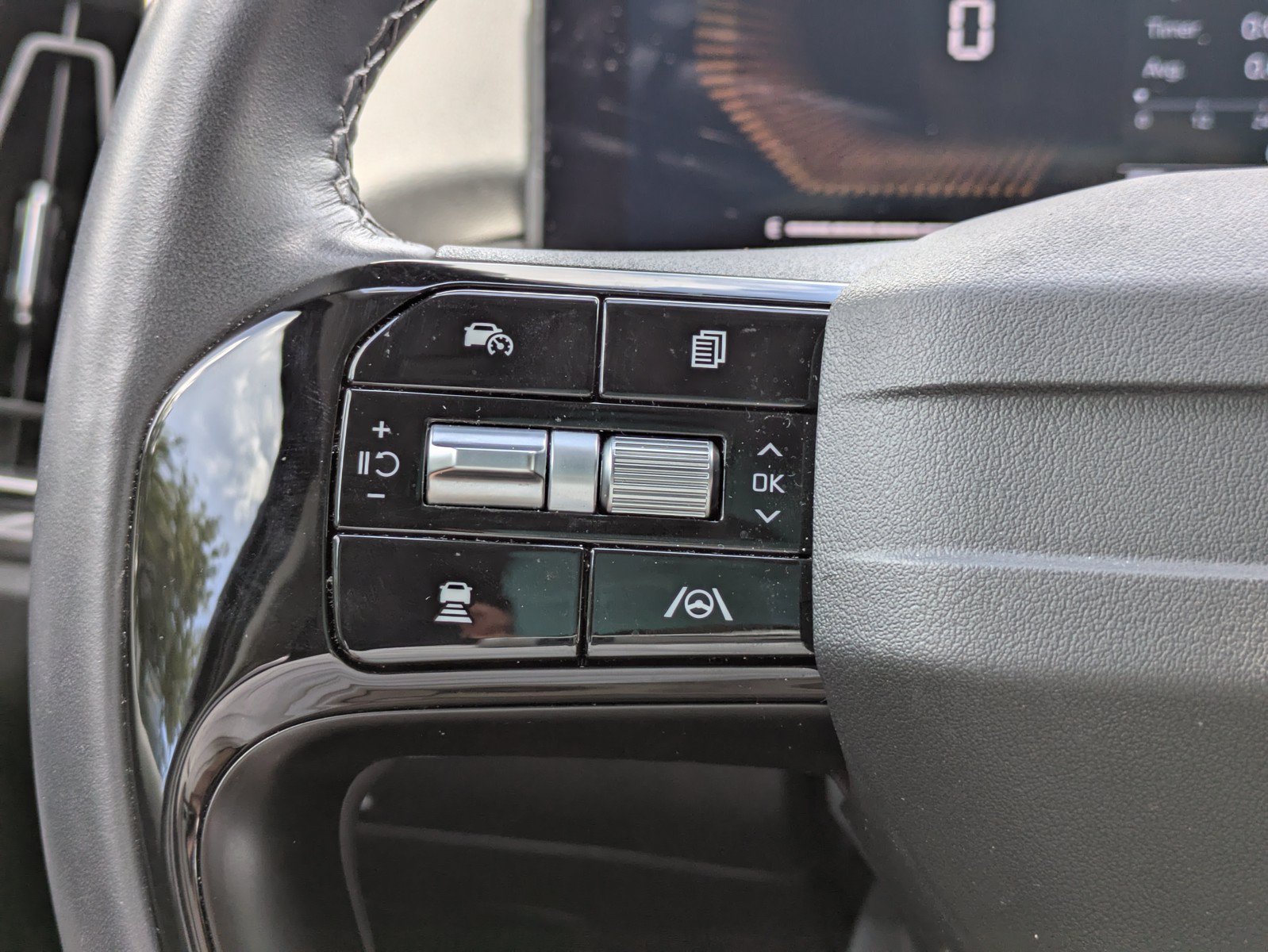 Certified 2026 Kia Sorento S w/ S Panoramic Sunroof Package FWD image 19