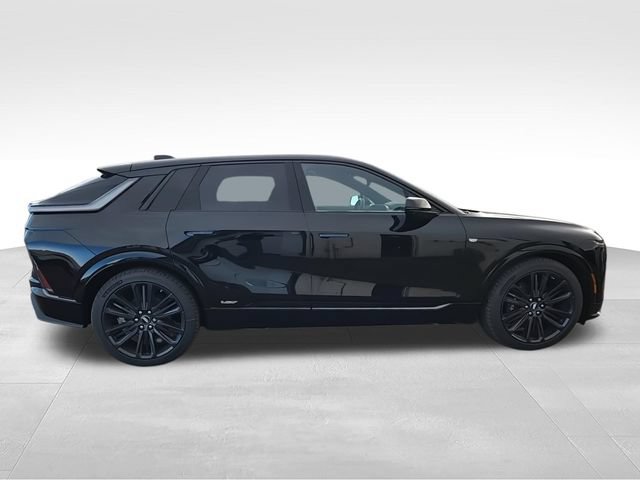 New 2026 Cadillac Lyriq V AWD/4WD image 9