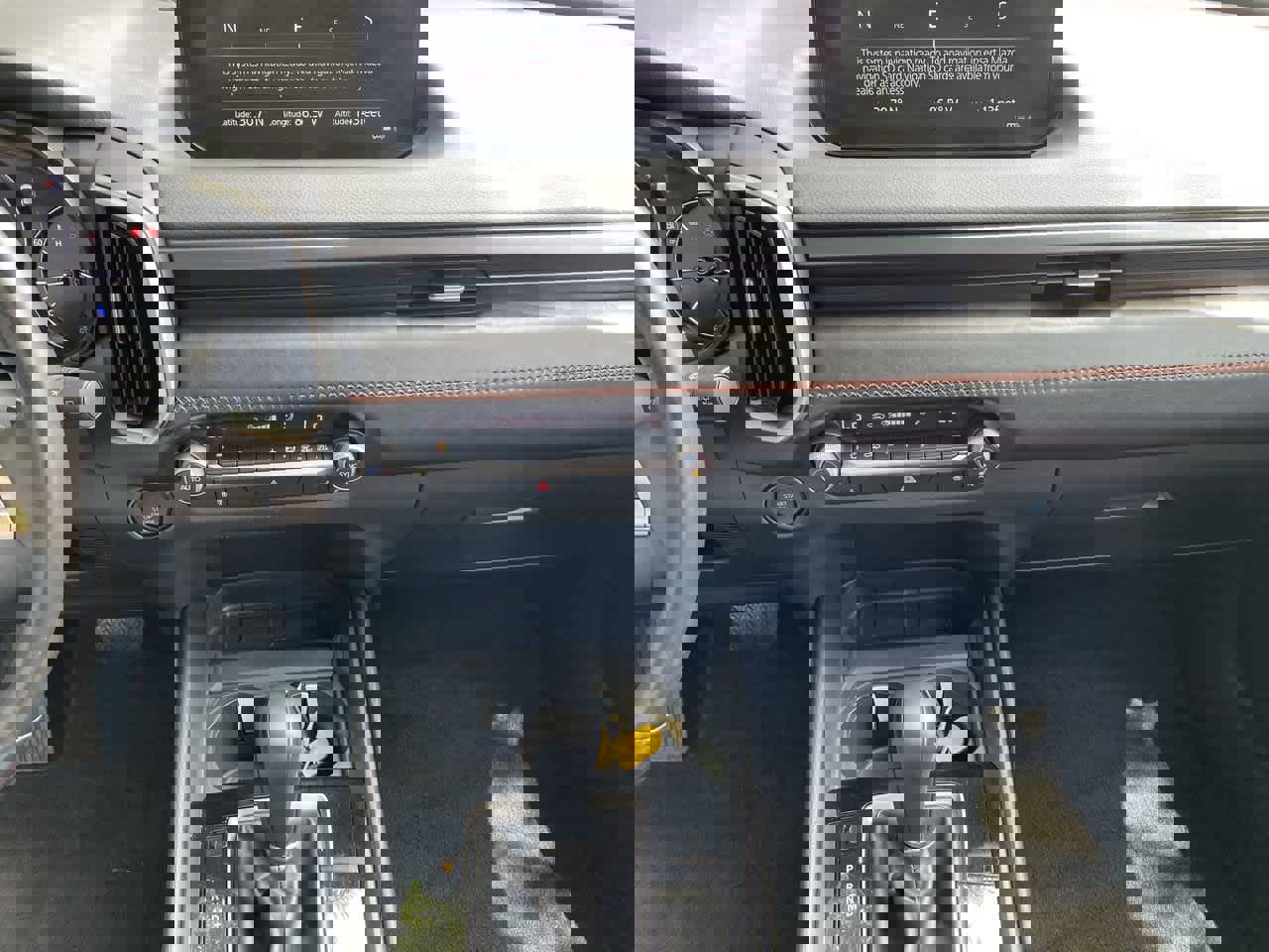 Used 2024 MAZDA CX-50 Meridian Edition w/ Cargo Package image 35