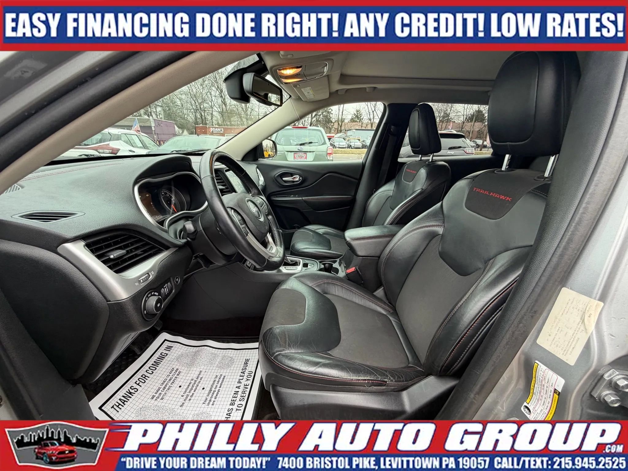 Used 2016 Jeep Cherokee Trailhawk w/ Comfort & Convenience Group AWD/4WD image 9