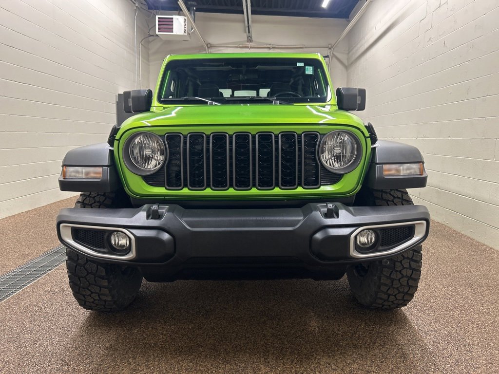 Used 2025 Jeep Gladiator Sport image 6