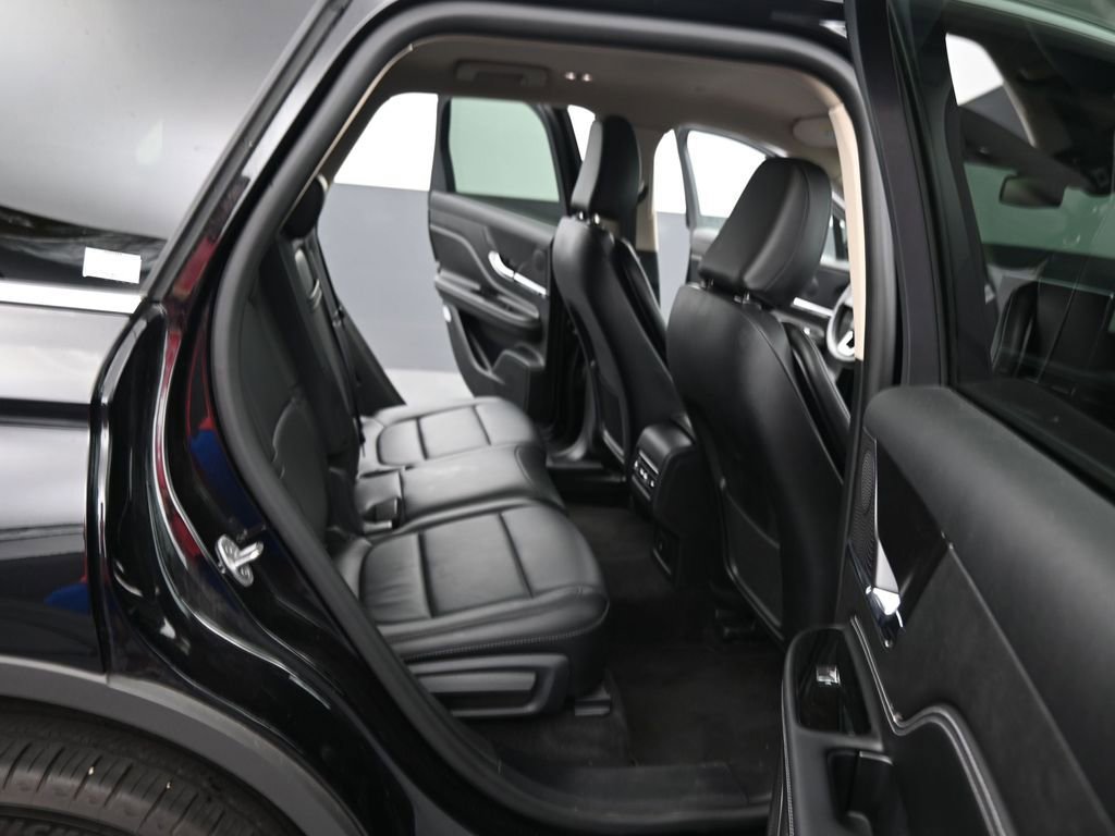 Used 2024 Lincoln Corsair Reserve image 48