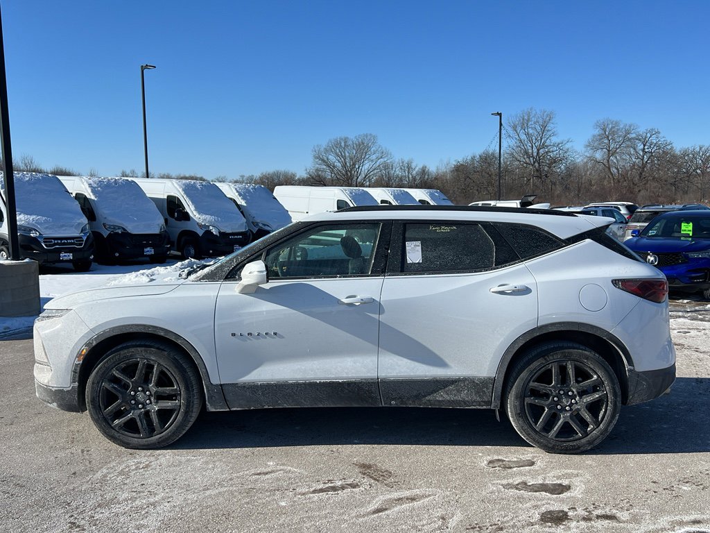 Used 2024 Chevrolet Blazer LT w/ Sound & Technology Package image 2