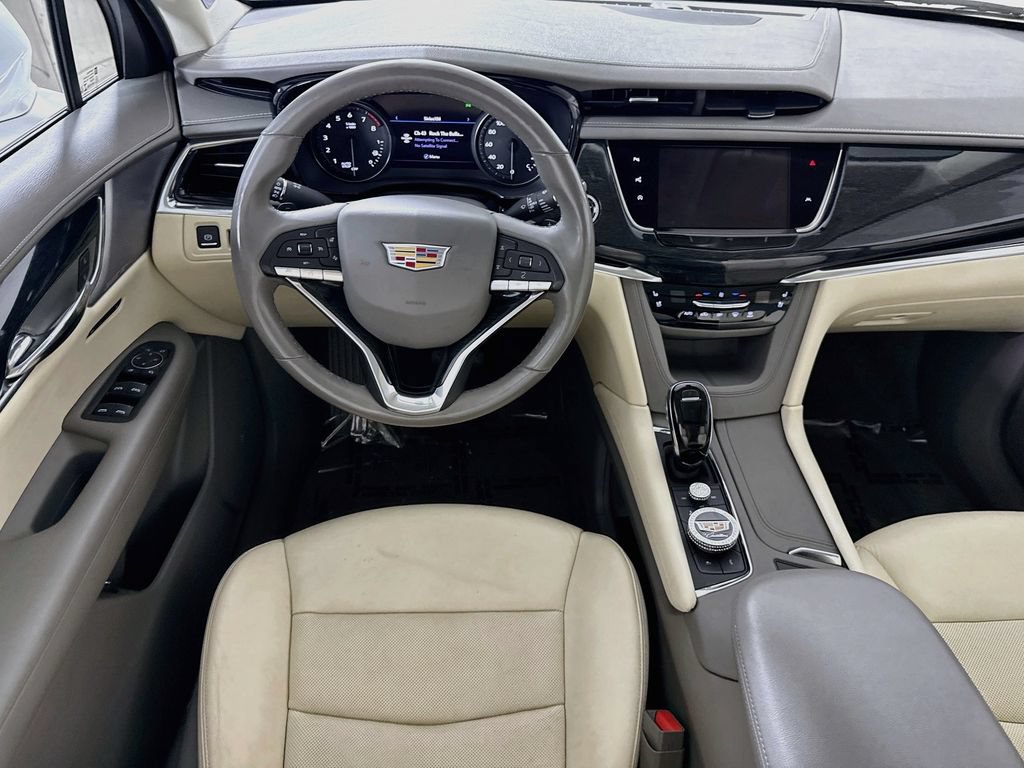 Used 2020 Cadillac XT6 Premium Luxury AWD/4WD image 3