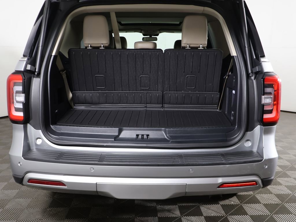 Used 2022 Ford Expedition Limited AWD/4WD image 21