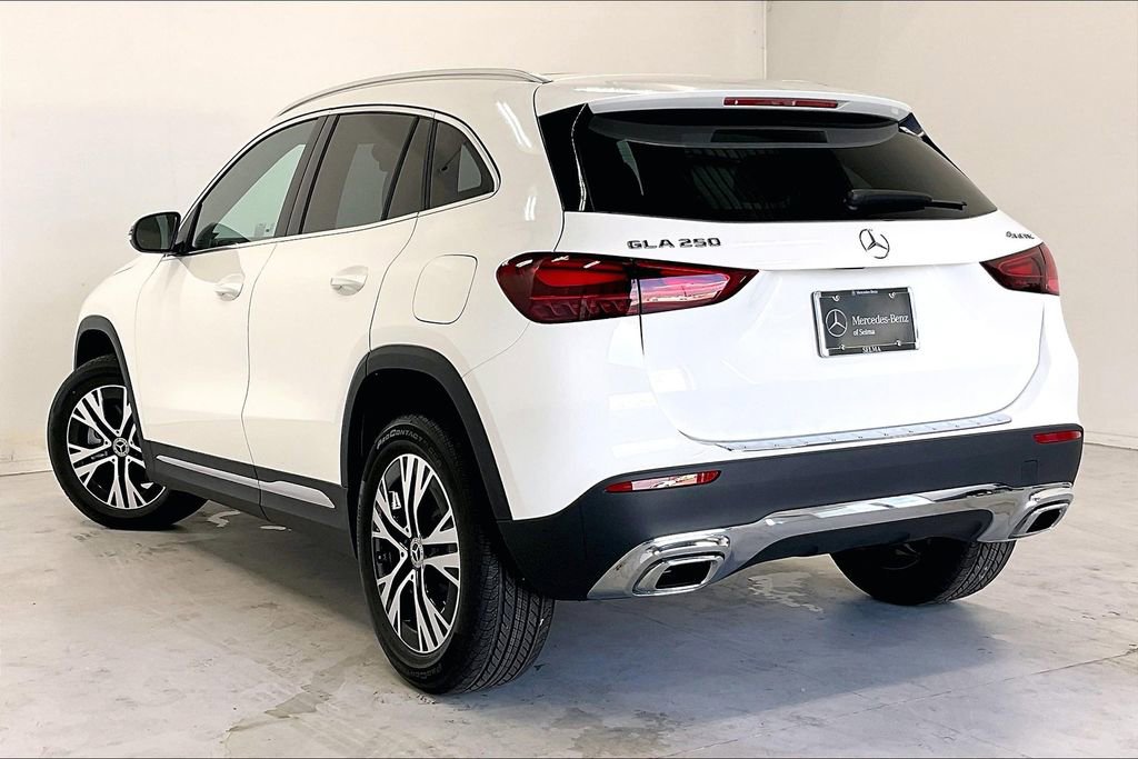 New 2026 Mercedes-Benz GLA 250 4MATIC image 12
