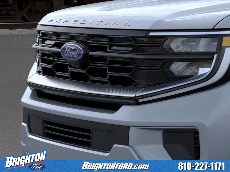 New 2026 Ford Expedition Platinum image 19