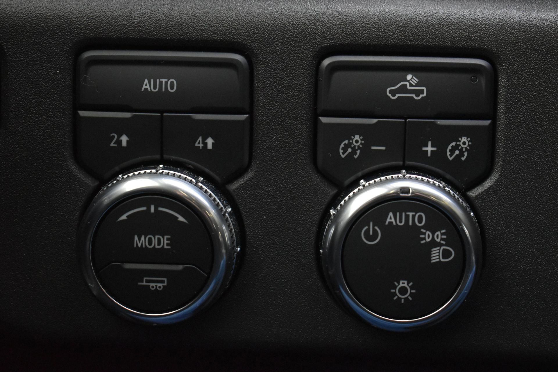 Used 2023 GMC Sierra 1500 SLE image 17