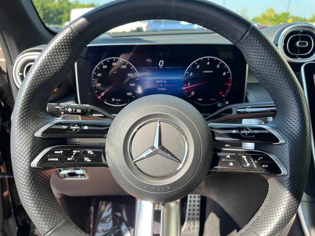 Used 2023 Mercedes-Benz GLC 300 4MATIC image 18