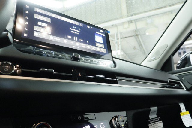 New 2026 Mitsubishi Outlander SE AWD/4WD image 12