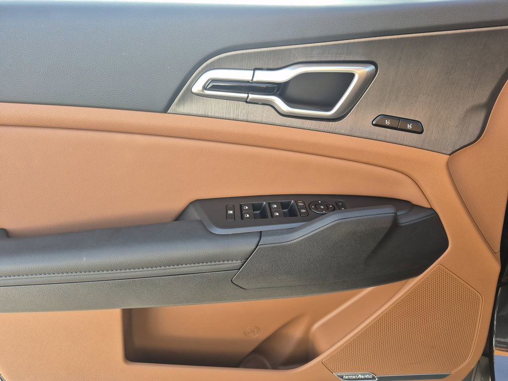 New 2026 Kia Sportage X-Line w/ X-Line Technology Package image 6