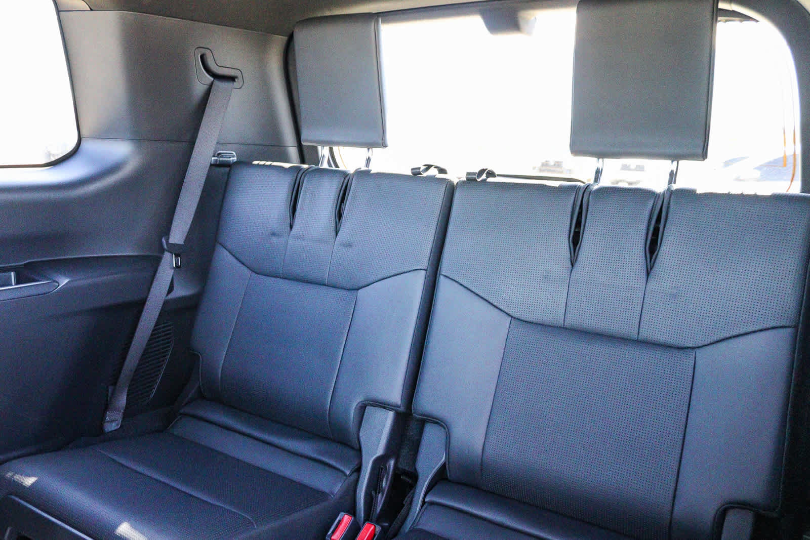 New 2026 Lexus GX 550 w/ Cold Area Package AWD/4WD image 22