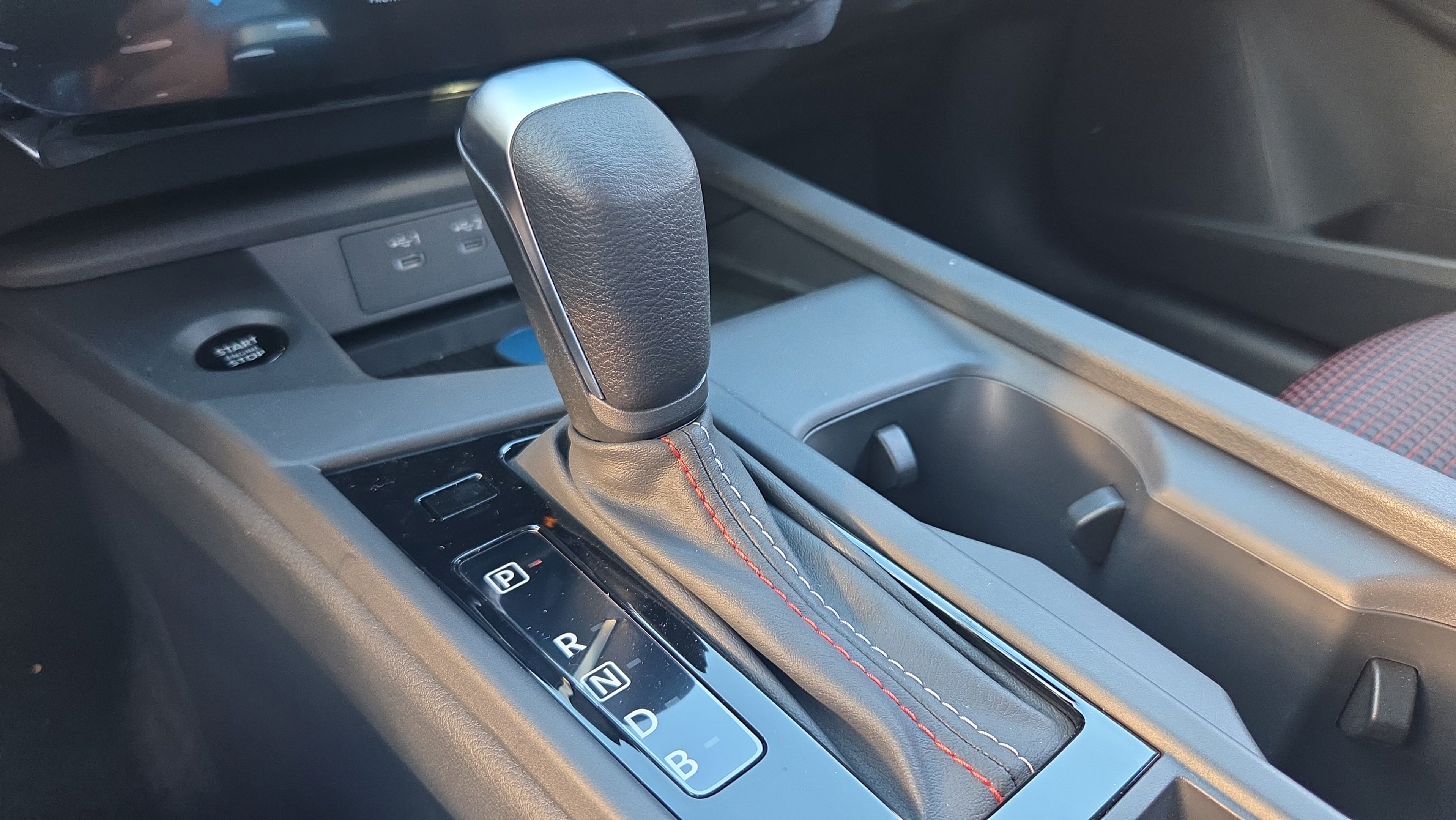 New 2027 Nissan Sentra SR w/ Floor Mat Package FWD image 23