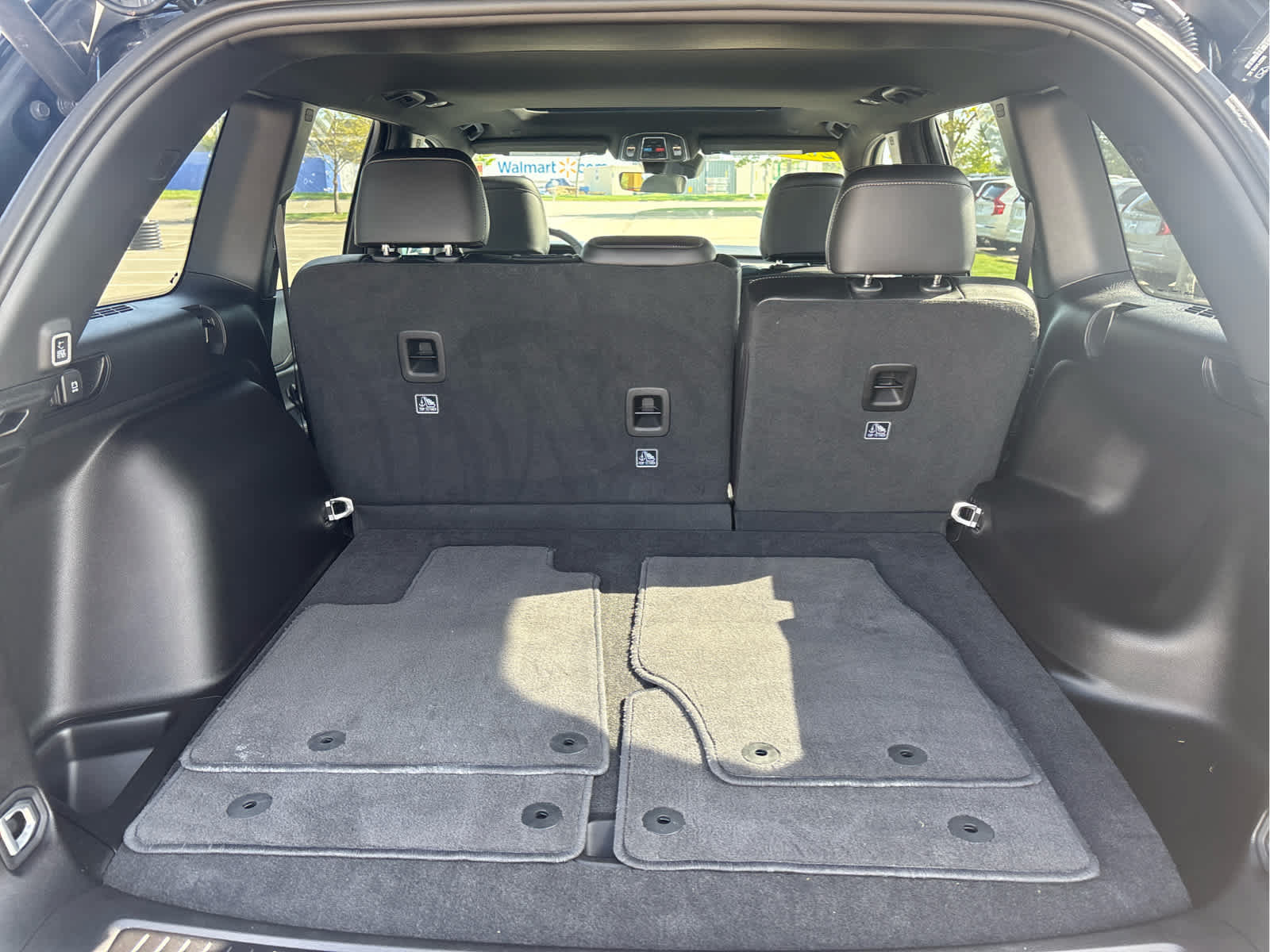 Used 2025 Jeep Grand Cherokee Altitude AWD/4WD image 13