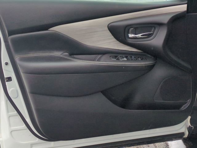 Used 2017 Nissan Murano SV image 23