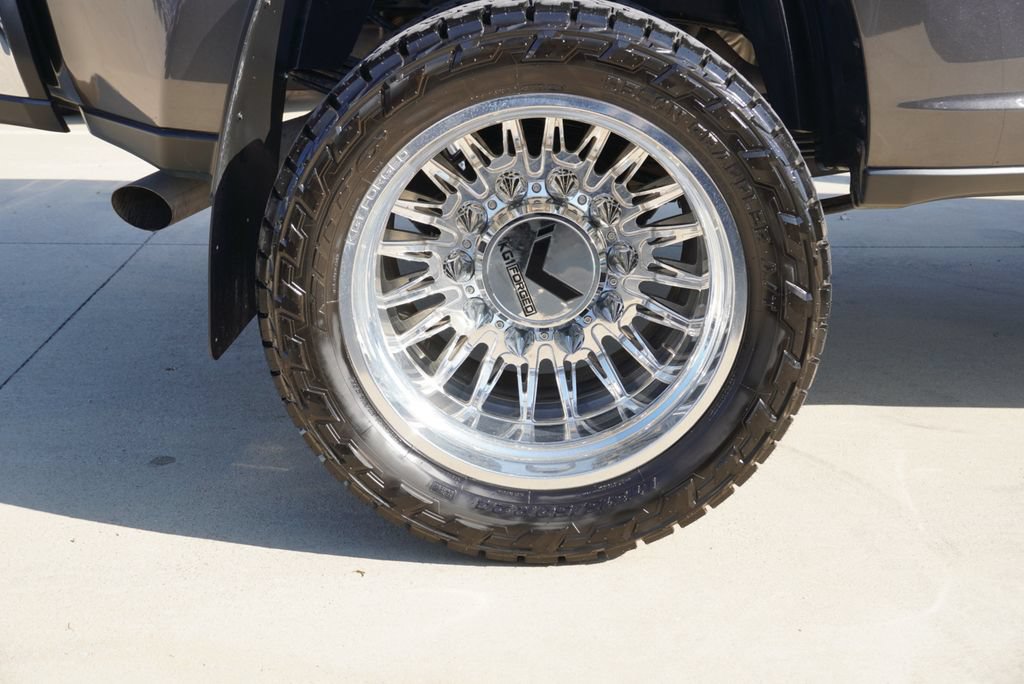 New 2026 RAM 3500 Laramie AWD/4WD image 10