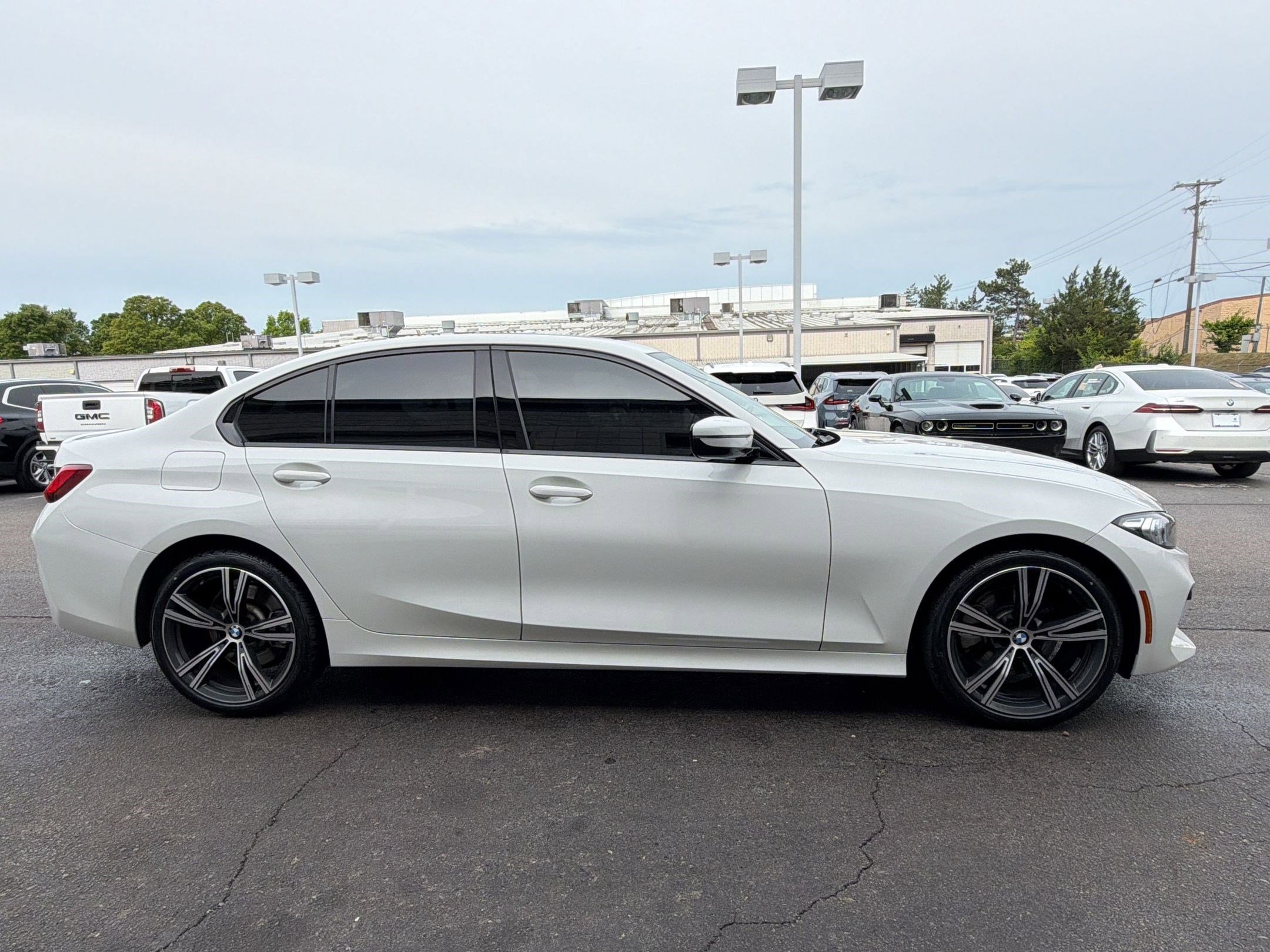 Certified 2023 BMW 330i Sedan w/ Convenience Package RWD image 8