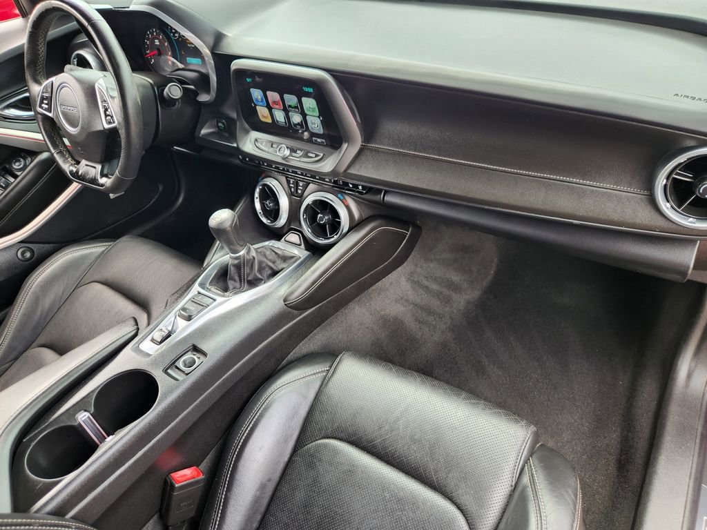 Used 2016 Chevrolet Camaro LT RWD image 27