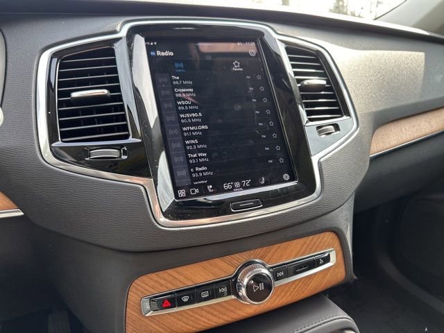 Certified 2023 Volvo XC90 B6 Plus w/ Protection Package Premier image 23