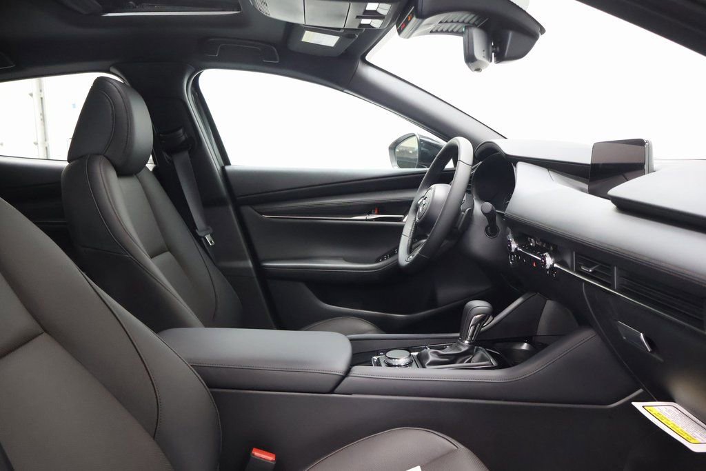 New 2025 MAZDA MAZDA3 Hatchback w/Premium Plus Pkg AWD/4WD image 21