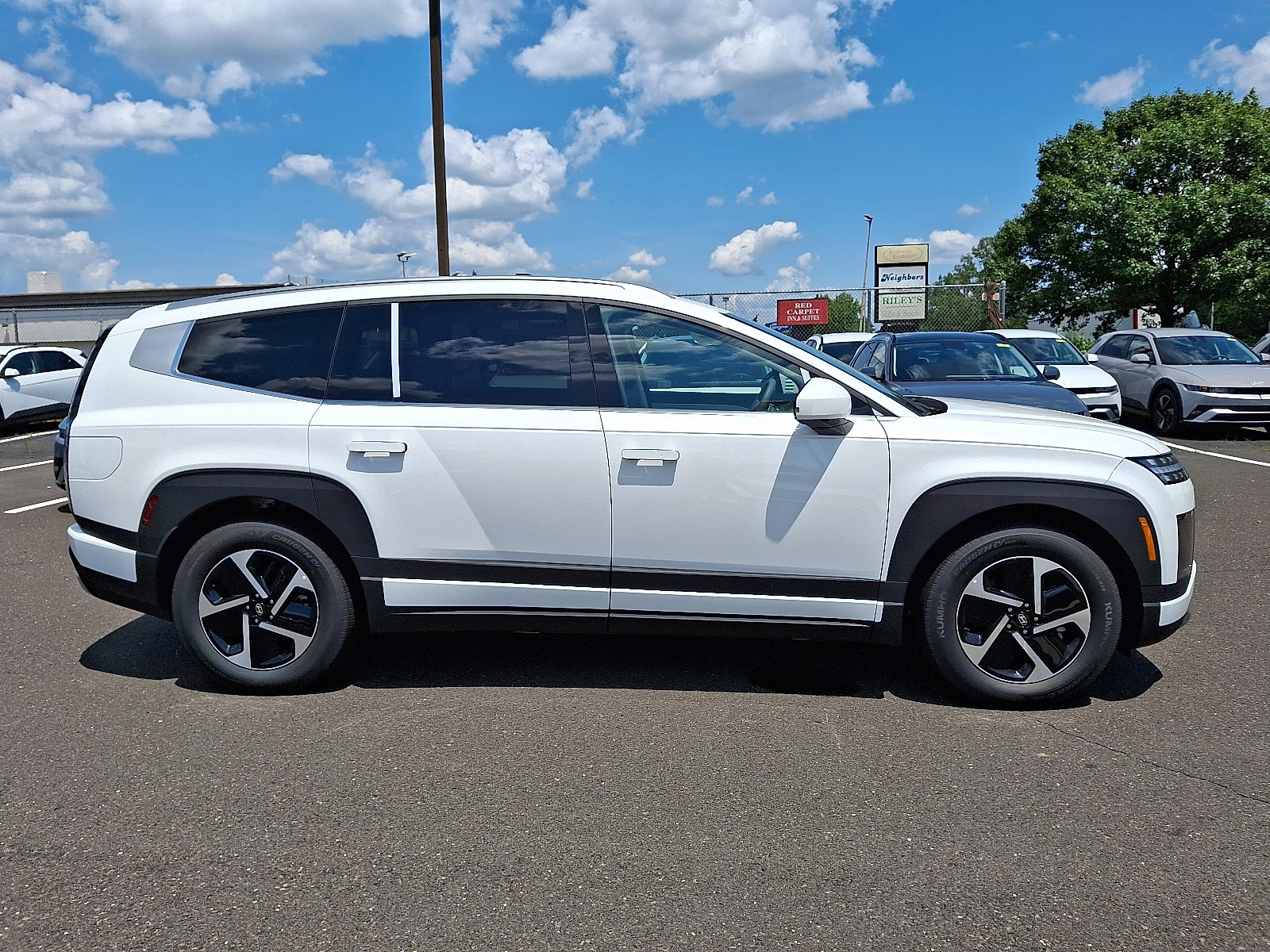 New 2026 Hyundai Ioniq 9 SE image 7