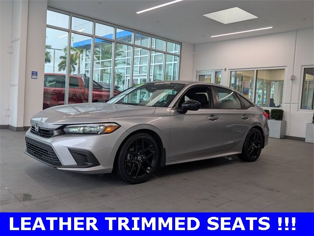 Used 2023 Honda Civic Sport image 3