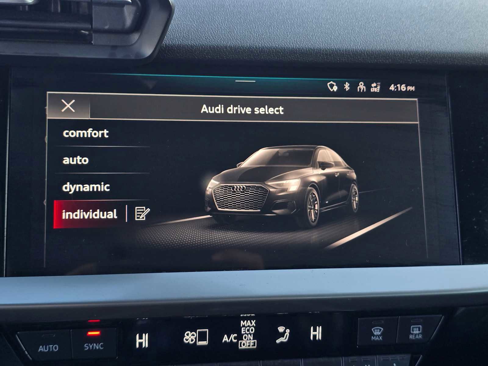 Used 2024 Audi A3 2.0T Premium image 31