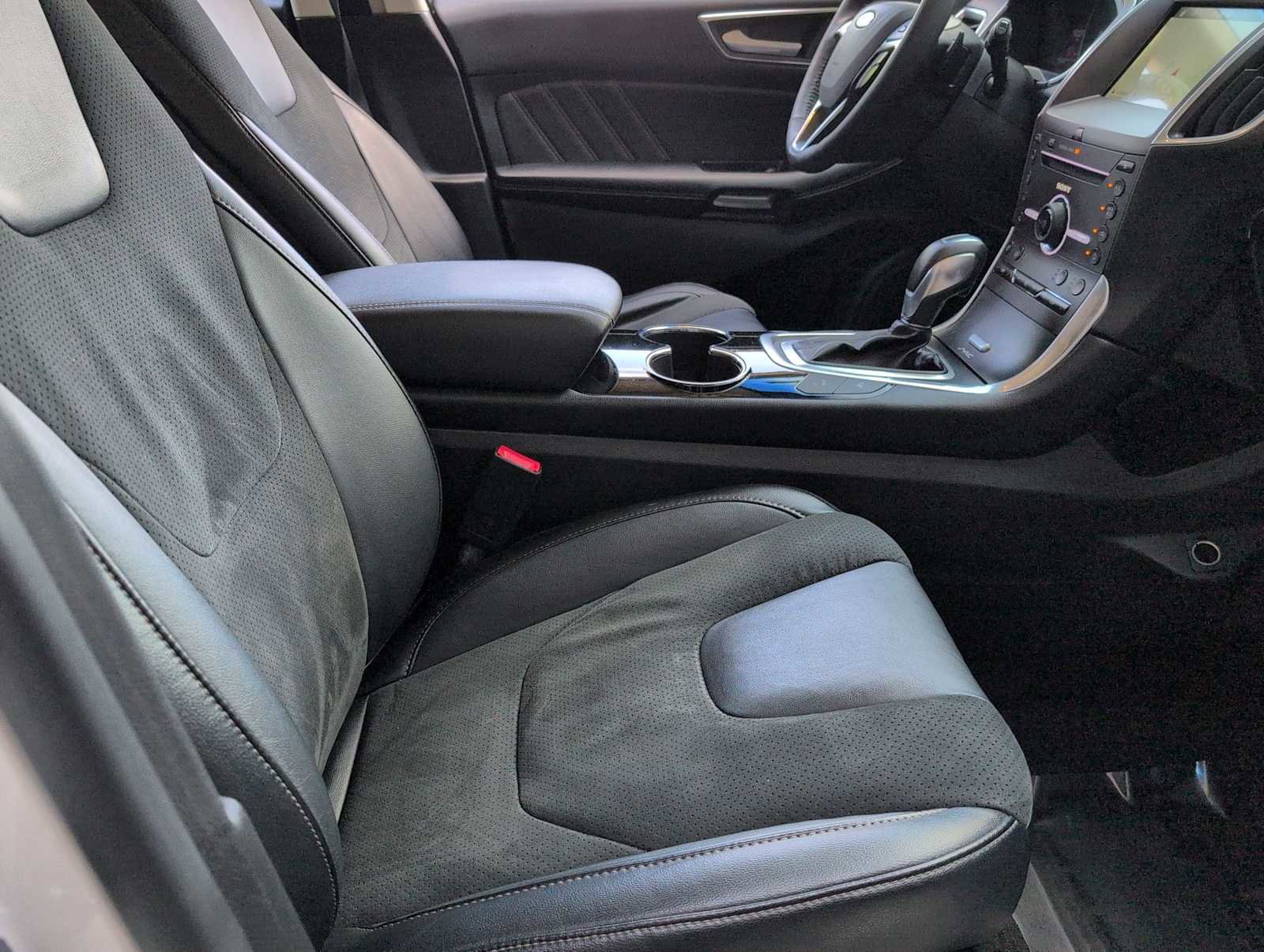 Used 2016 Ford Edge Sport w/ Equipment Group 401A AWD/4WD image 21