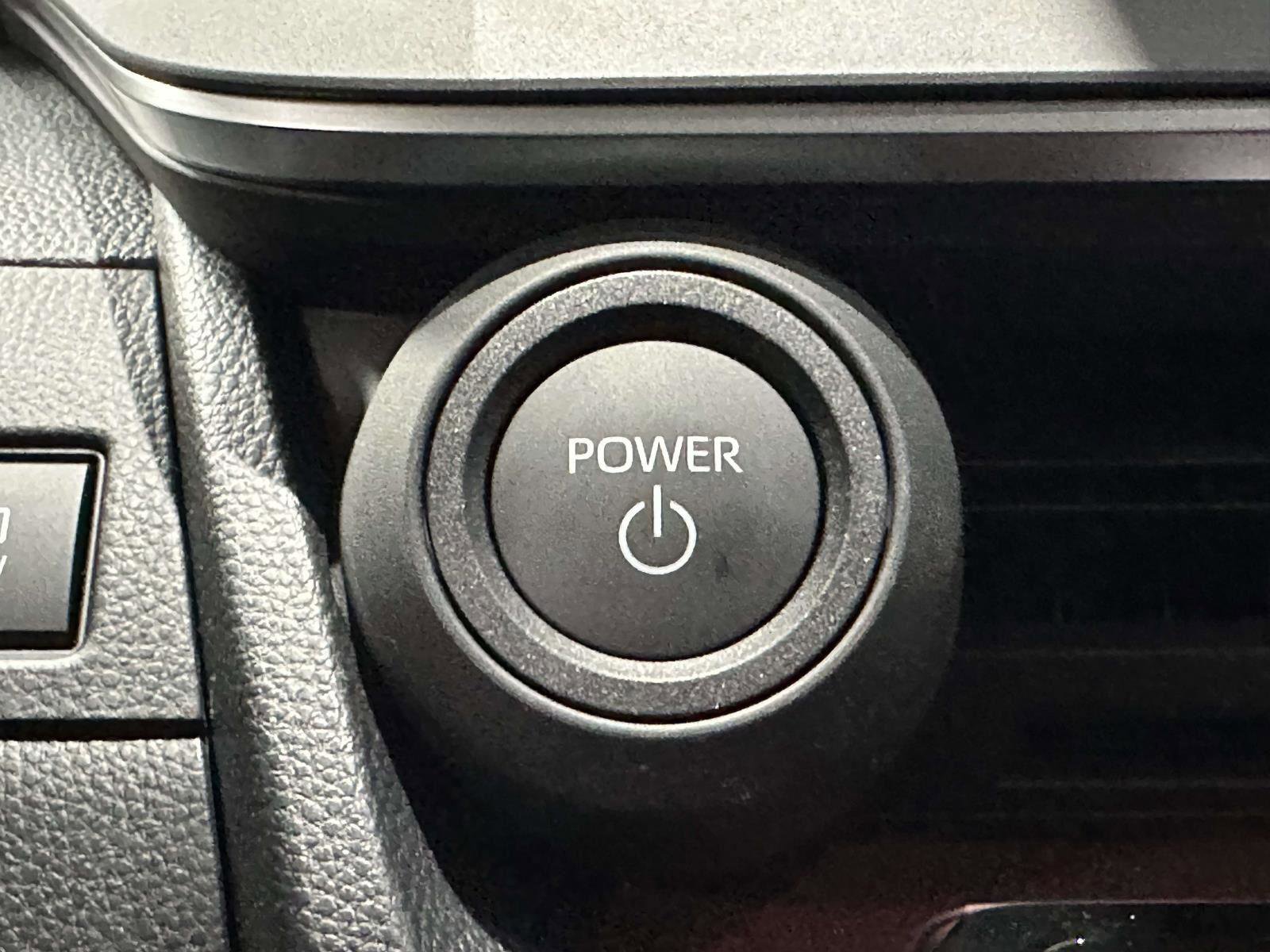 New 2025 Toyota Prius Plug-In Hybrid FWD image 22
